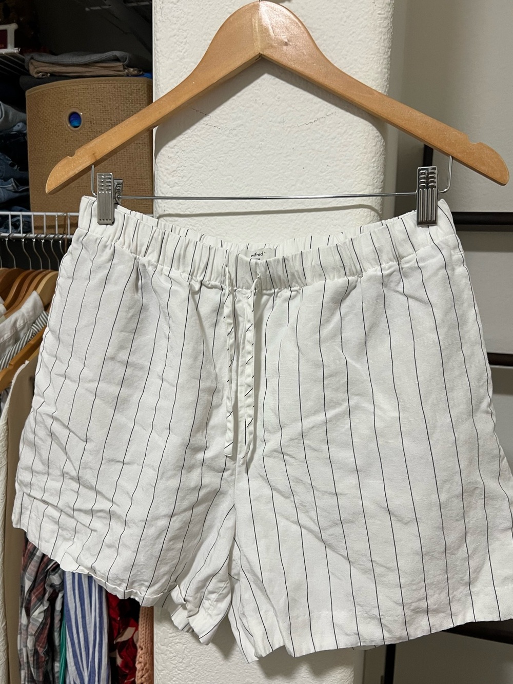 ARITZIA WILFRED The Lodge Short Mini - Cruise Linen - Picture 3 of 16